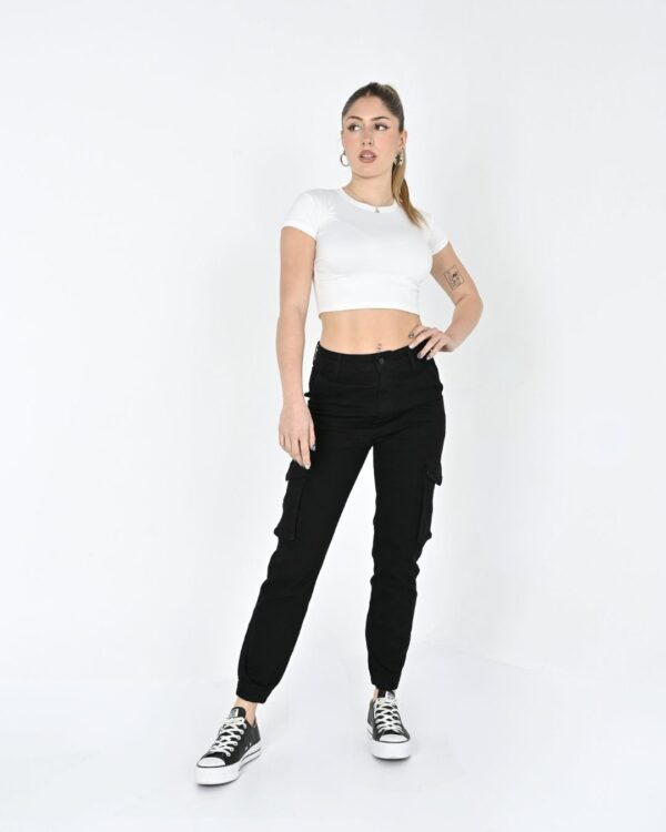 557- Jogger