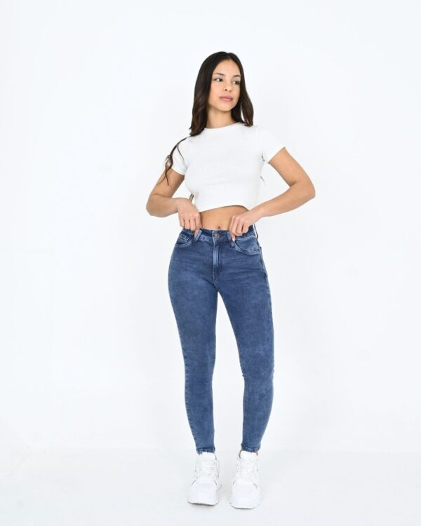 733 - Skinny Tiro Medio