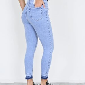 852 – Jeans Tobillero Tiro Medio